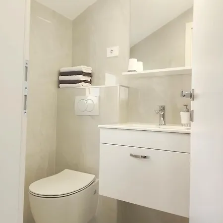 With A Parking Space Pirovac, Sibenik - 23285 Apartment *