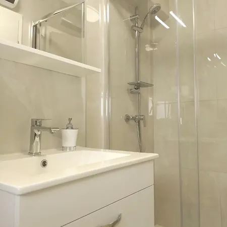 With Parking Space Pirovac, Sibenik - 23285 아파트 피로바츠