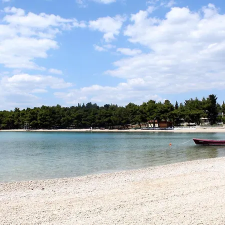 아파트 With Parking Space Pirovac, Sibenik - 23285 피로바츠