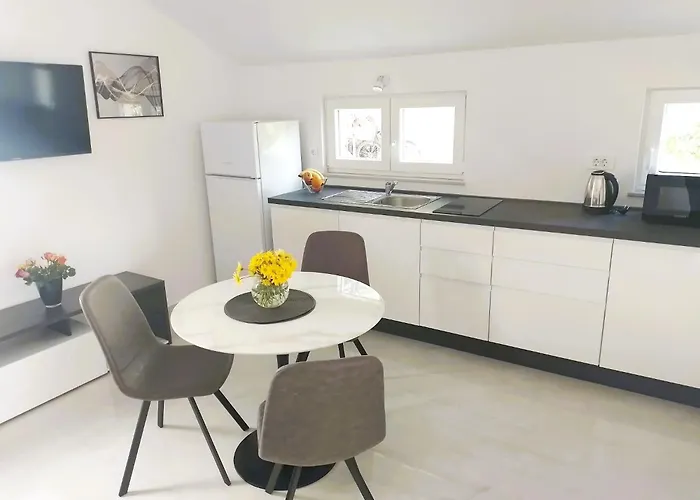 With Parking Space Pirovac, Sibenik - 23285 *