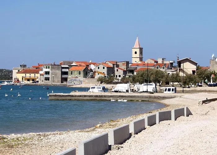 Apartment With Parking Space Pirovac, Sibenik - 23285