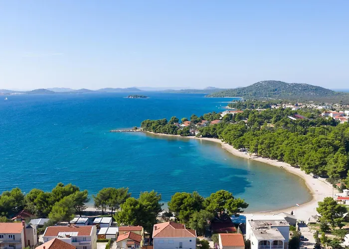 Apartment With Parking Space Pirovac, Sibenik - 23285