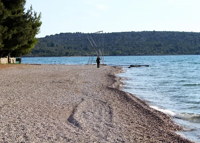 With Parking Space Pirovac, Sibenik - 23285 *